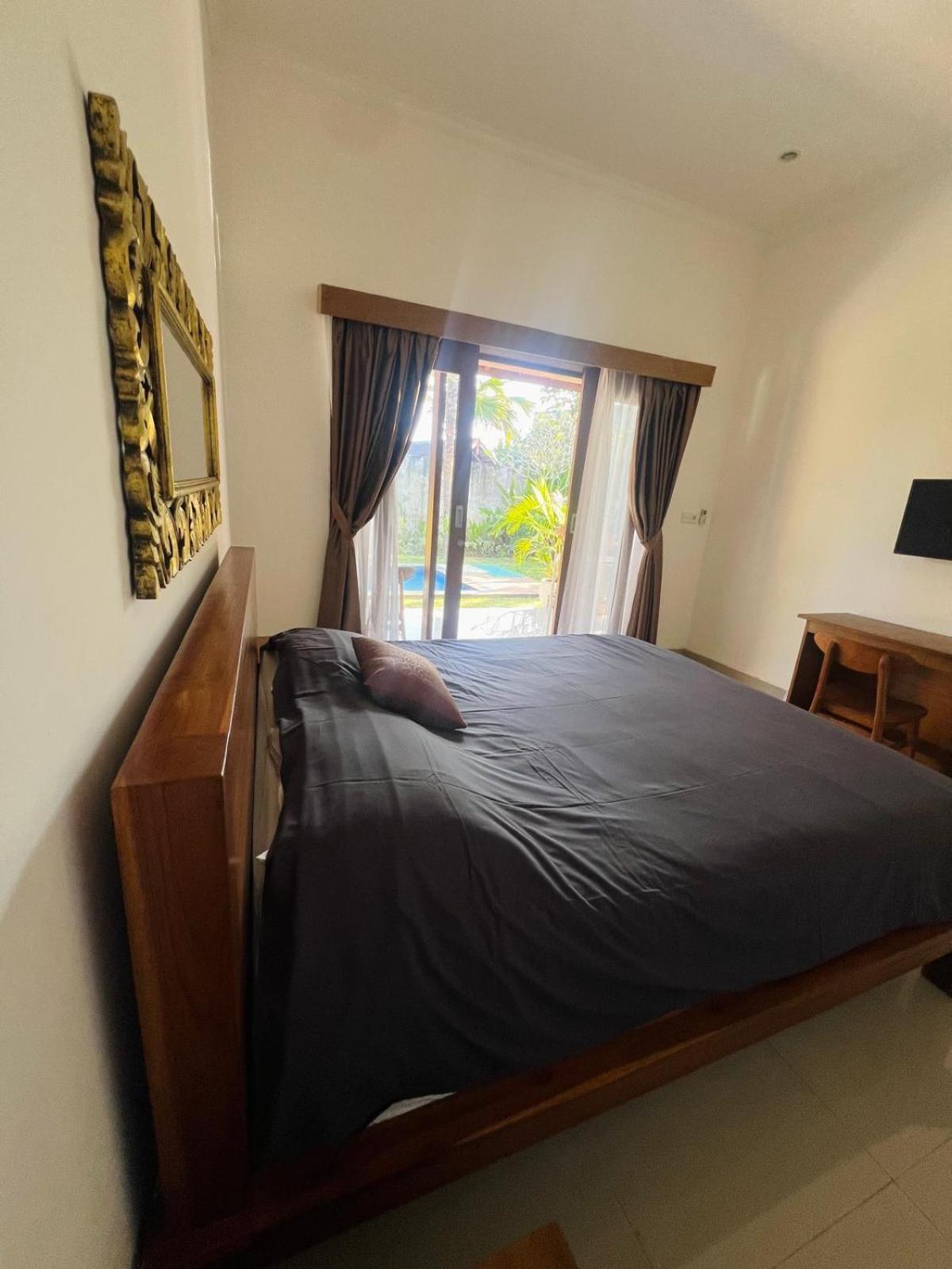 Wiryaroja Guest House Чангу Экстерьер фото